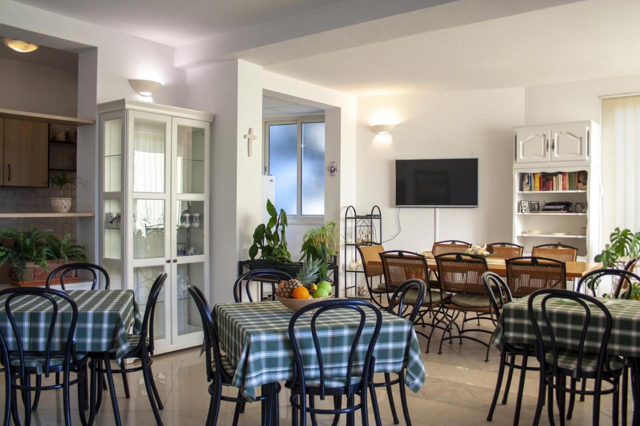 Apartments And Rooms By The Sea Baska Voda, Makarska - 2578 外观 照片