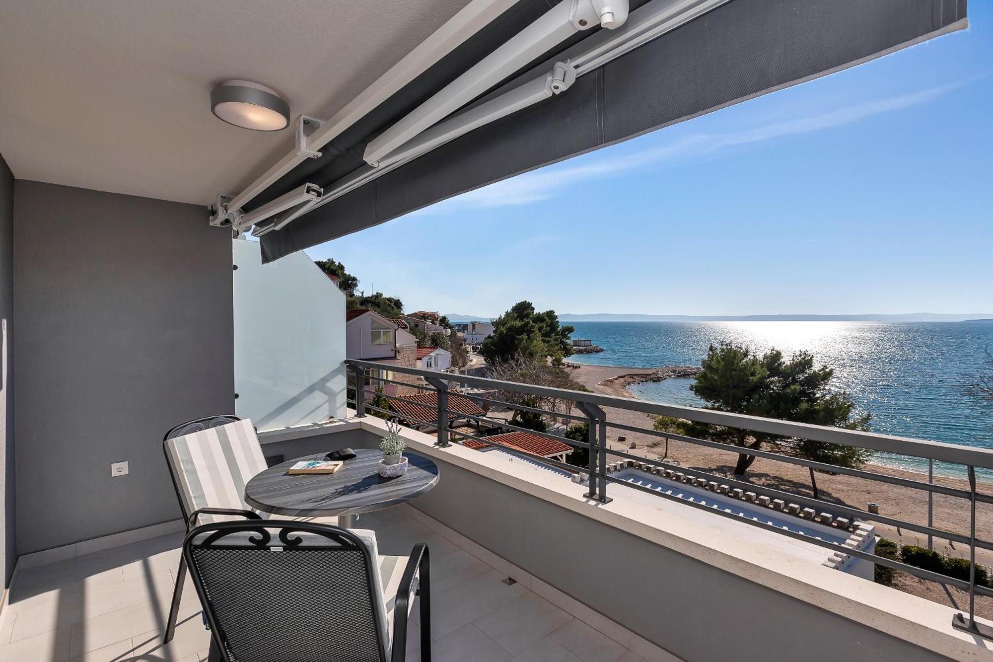 Apartments And Rooms By The Sea Baska Voda, Makarska - 2578 外观 照片