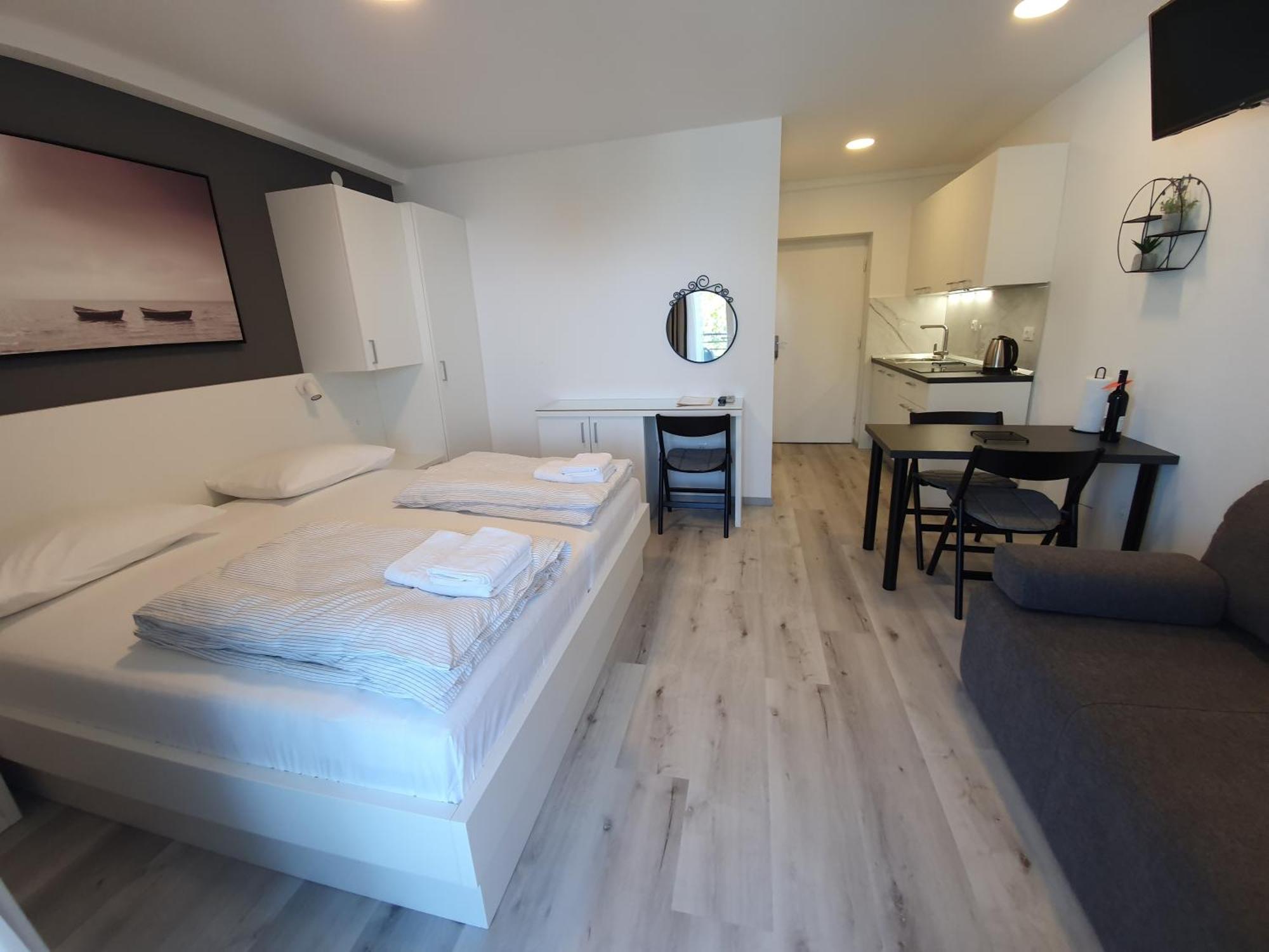 Apartments And Rooms By The Sea Baska Voda, Makarska - 2578 客房 照片