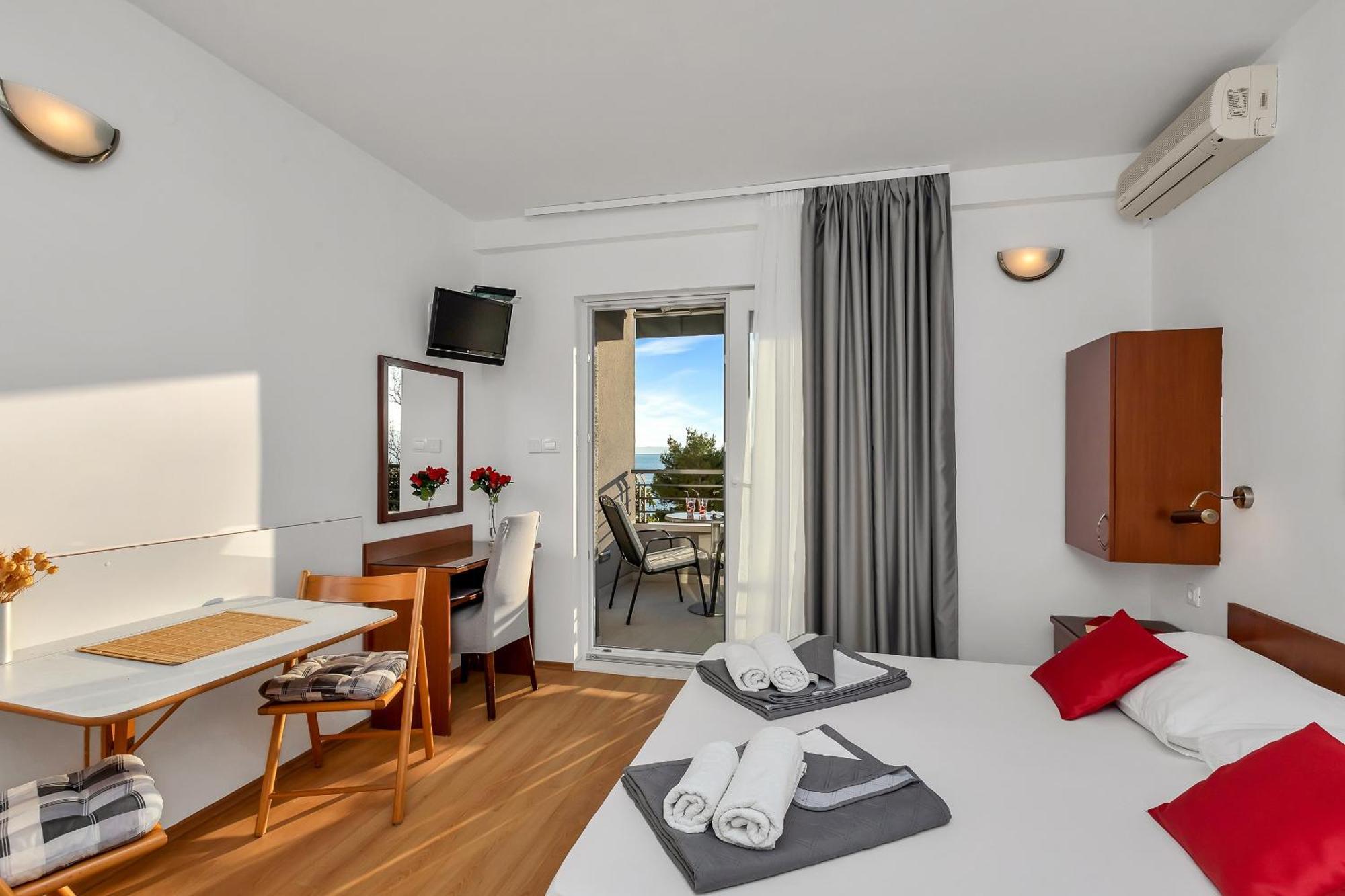 Apartments And Rooms By The Sea Baska Voda, Makarska - 2578 客房 照片